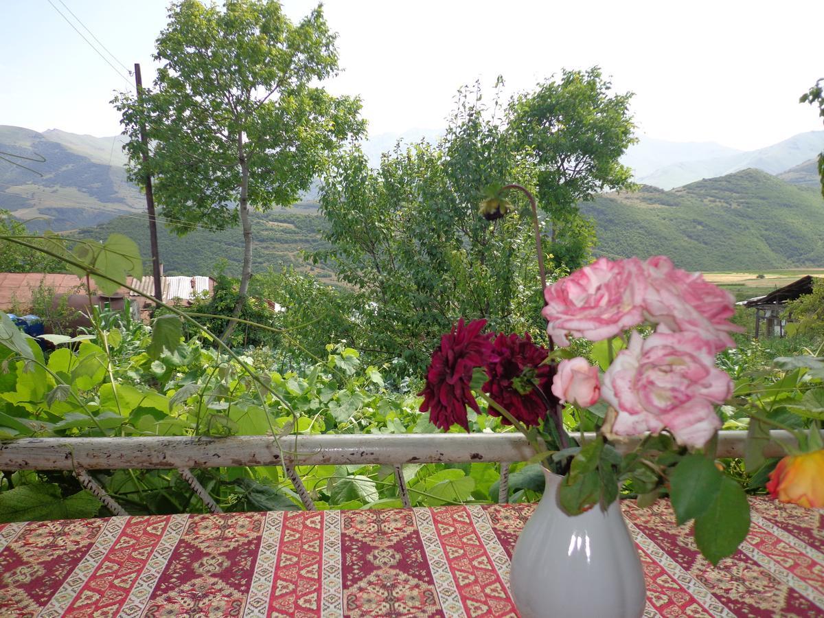 Anush'S B&B Tat'ev Bagian luar foto